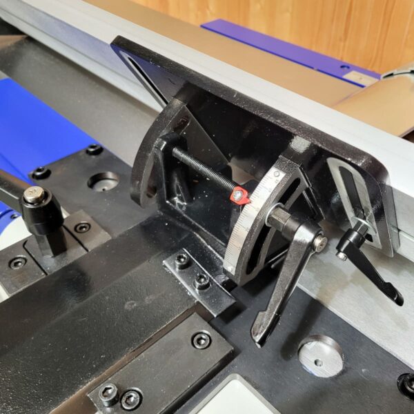 PT12S Charnwood 12″ Planer Thicknesser with Spiral Cutter Block 240volt 16amp - Image 14