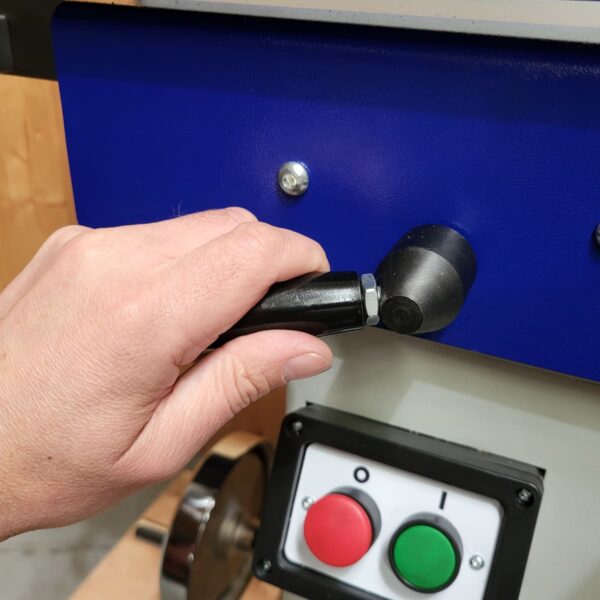 PT12S Charnwood 12″ Planer Thicknesser with Spiral Cutter Block 240volt 16amp - Image 15