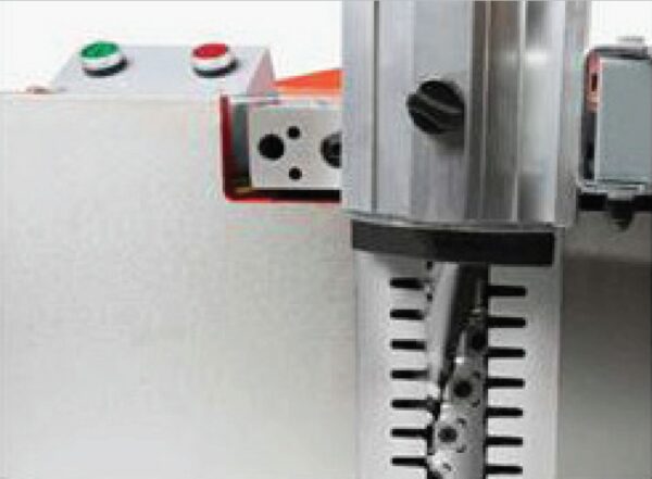 HOLZMANN HOB305PRO-SMW2 305mm x 220mm Spiral Block Combined Planer Thicknesser 2200watt 1-phase 230volt - Image 5