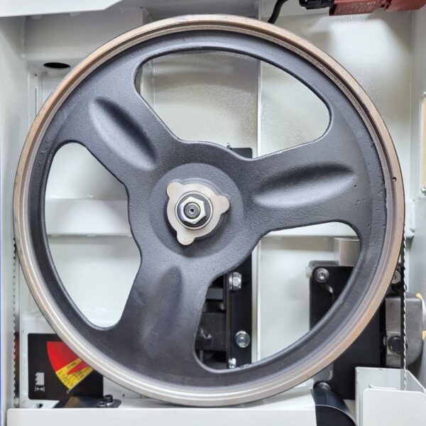 Charnwood C14BX 14" Bandsaw with 13" Cutting Depth with 1800watt Motor 230volt. - Image 6