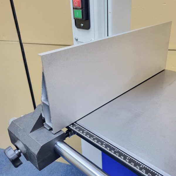 Charnwood C14BX 14" Bandsaw with 13" Cutting Depth with 1800watt Motor 230volt. - Image 9