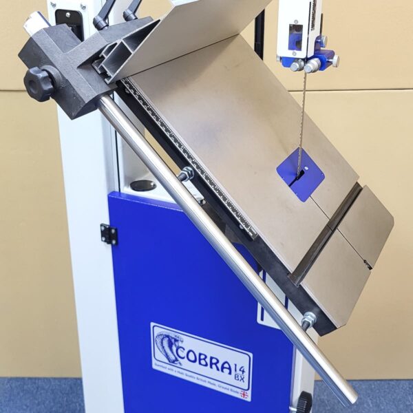 Charnwood C14BX 14" Bandsaw with 13" Cutting Depth with 1800watt Motor 230volt. - Image 12