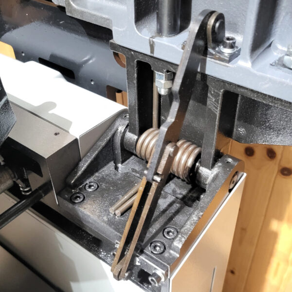 Charnwood Pro PT16S Planer Thicknesser 16″ x 9″ With Spiral Cutter Block 16amp - Image 15