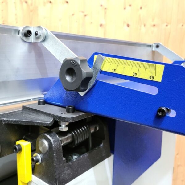 Charnwood PT10E2S 10″ x 9″ Planer Thicknesser With 24 x TC Cutters In Spiral Block - Image 13